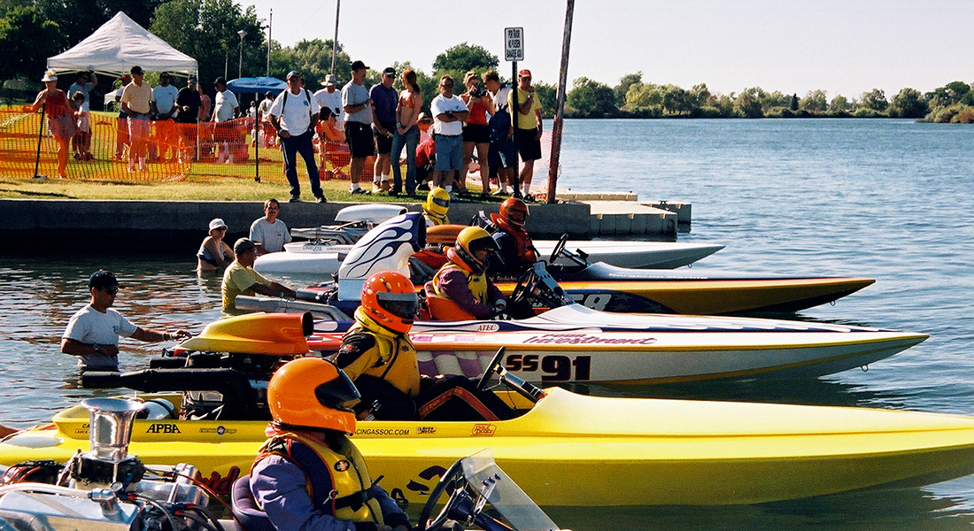 Boat racers lineup on Snake River photo courtesy of City of Burley