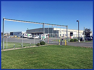 FedEx Ground’s secure 20,000 sq ft distribution center relies on their Crossroads Point location to quickly deliver packages throughout the region.